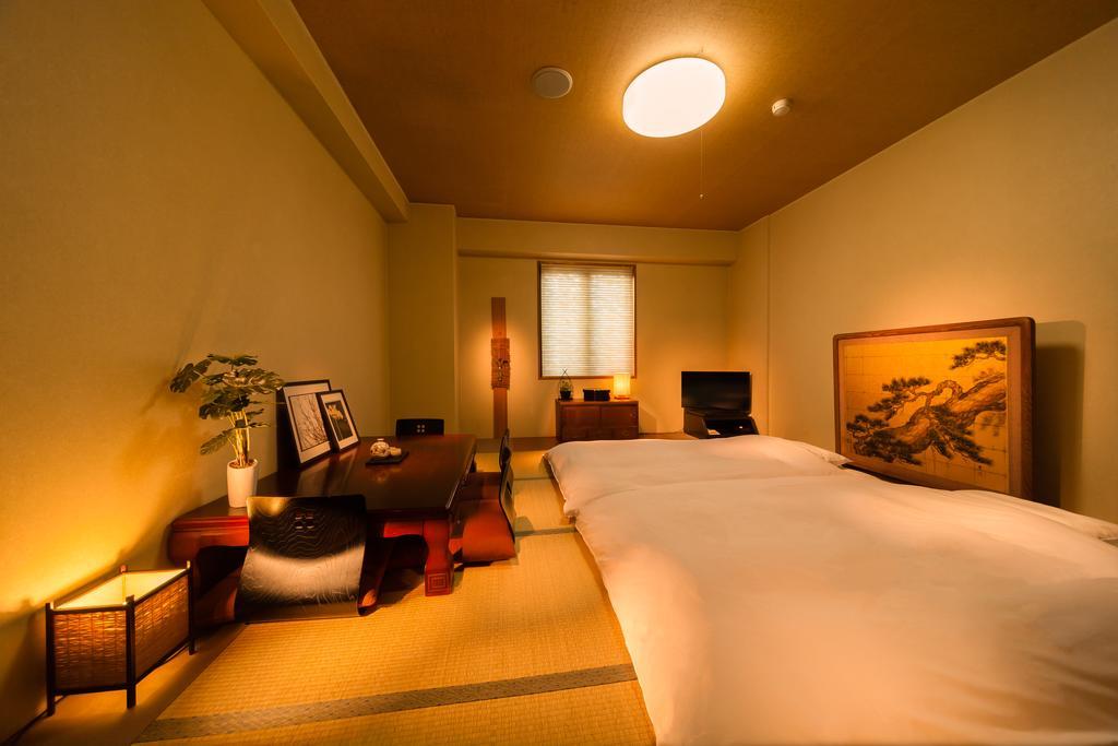 Hakuba Springs Hotel Exterior photo