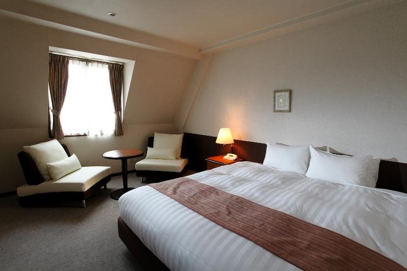 Hakuba Springs Hotel Exterior photo