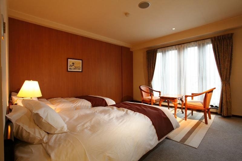 Hakuba Springs Hotel Exterior photo